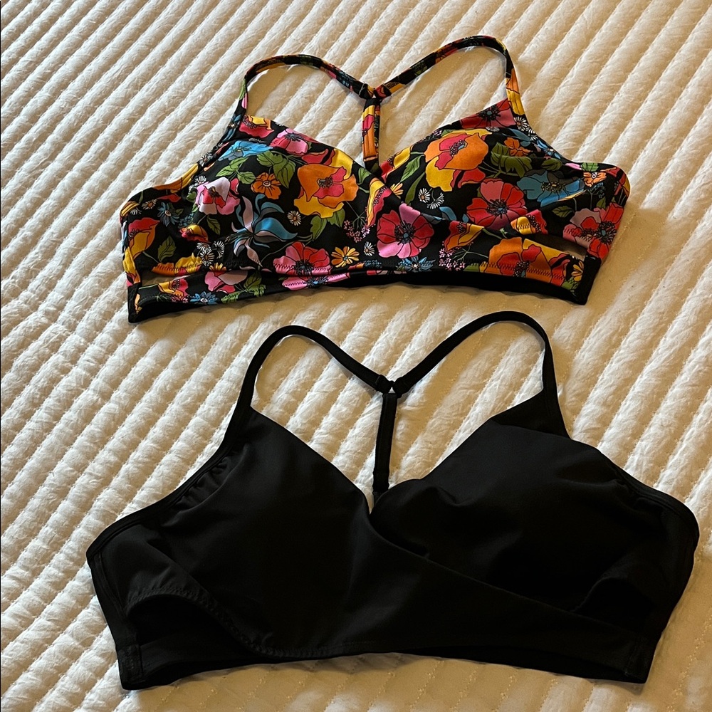 2 Victoria’s Secret Pink Gym to Swim Swim/Sports Bra Tops